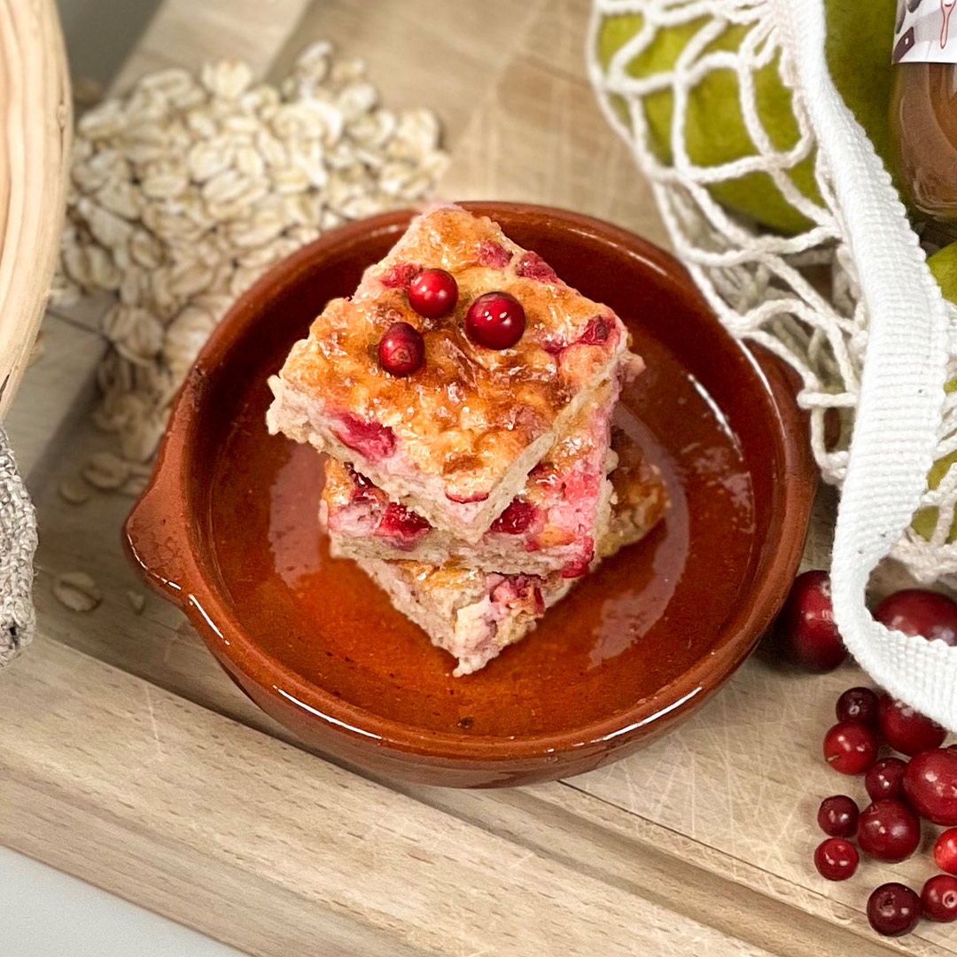 Oven pancake with berries