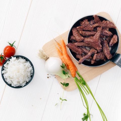 Ris med biff stroganoff